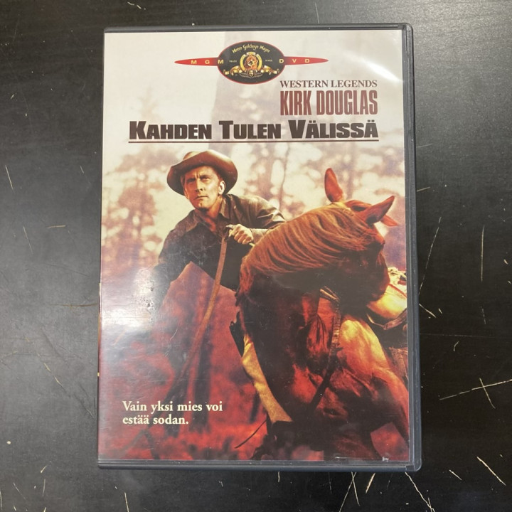 Kahden tulen välissä DVD (M-/M-) -western-